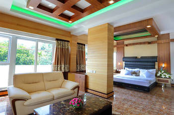 Parakkat Nature Resorts 5*
