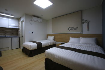 Restia Hotel Suwon Station 3*