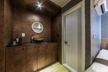 Restia Hotel Suwon Station 3*