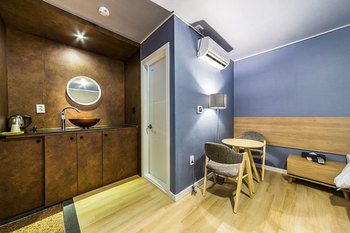 Restia Hotel Suwon Station 3*