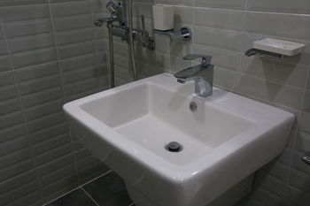 Restia Hotel Suwon Station 3*