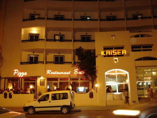 Kaiser Hotel 3*