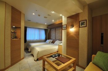 Nest Hotel Olt Kawasaki Station 3*