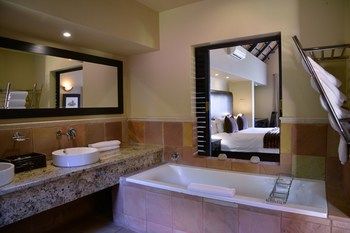 Kloofzicht Lodge & Spa 5*