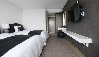 Eins Hotel 3*