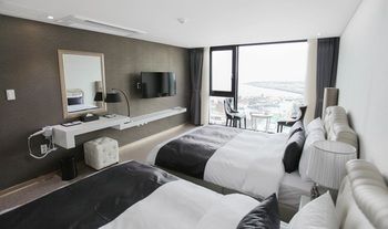 Eins Hotel 3*