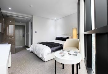 Eins Hotel 3*