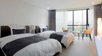 Eins Hotel 3*