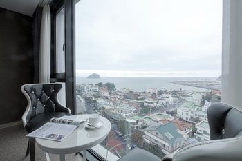 Eins Hotel 3*