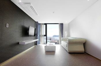 Eins Hotel 3*