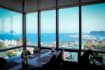 Eins Hotel 3*