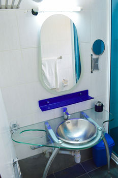 Kates Apartments 3*