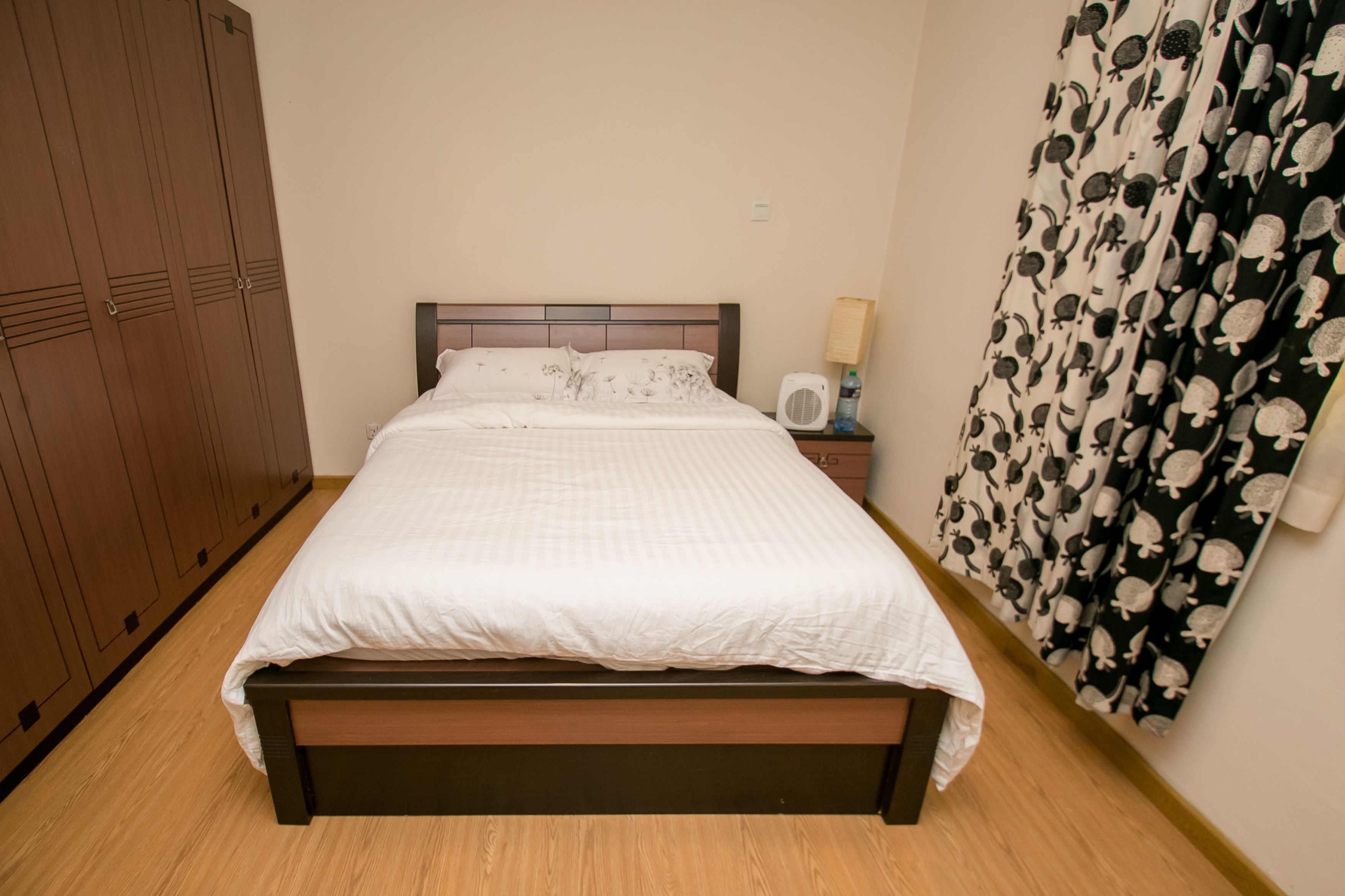Kates Apartments 3*
