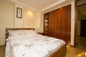 Kates Apartments 3*