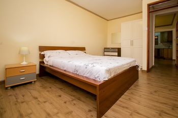 Kates Apartments 3*