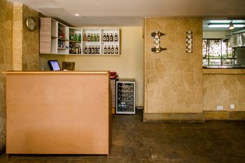 Kates Apartments 3*