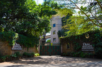 Kates Apartments 3*