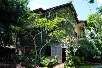Kates Apartments 3*