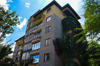 Kates Apartments 3*