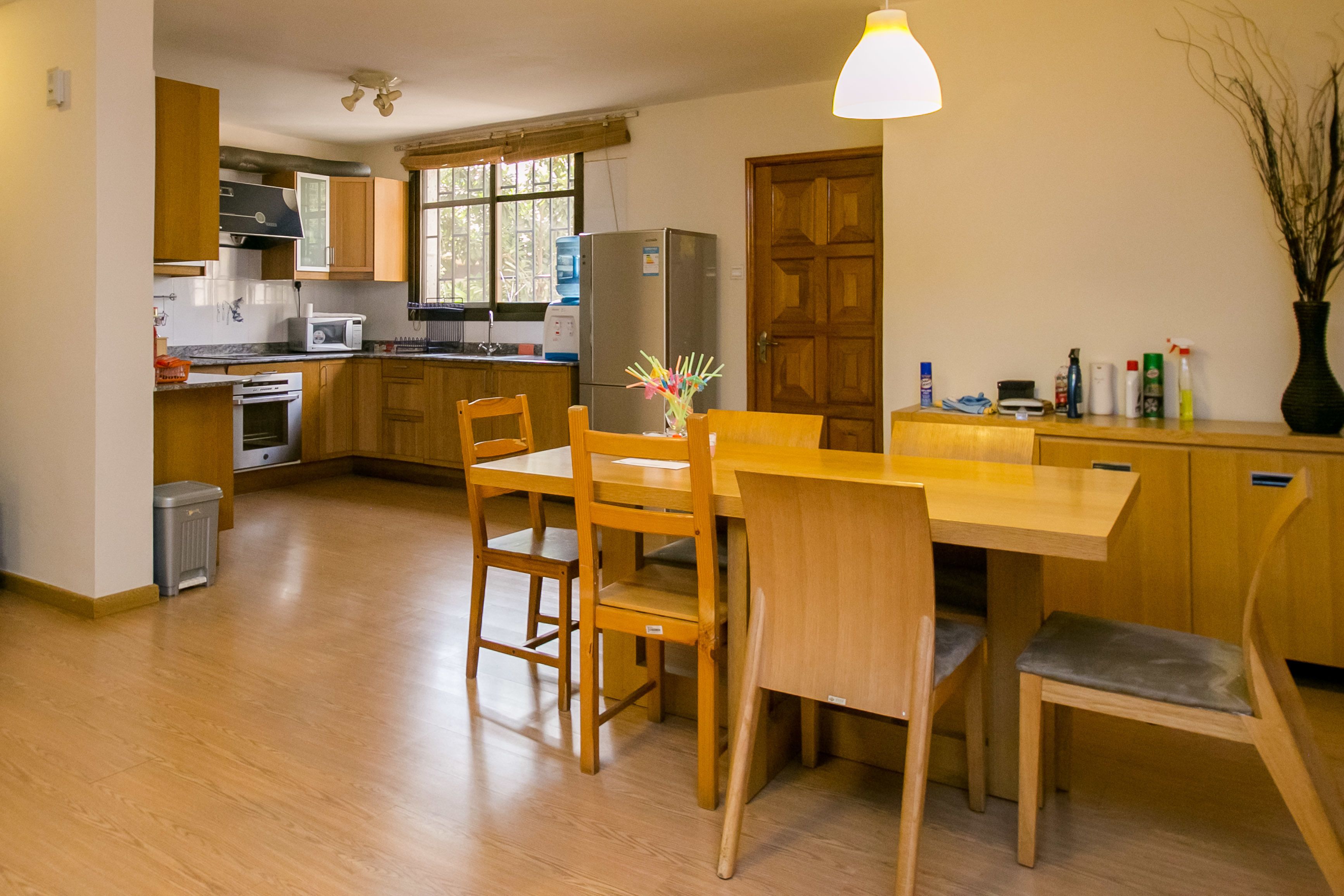 Kates Apartments 3*