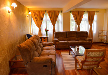 Kates Apartments 3*