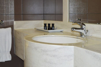 Grand Mayral Hotel 3*