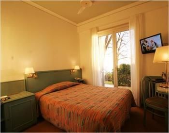 Hotel Riviera & Maximilians 4*