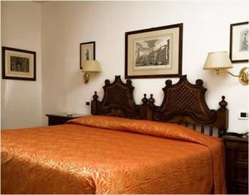 Hotel Riviera & Maximilians 4*
