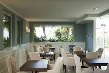 Hotel Riviera & Maximilians 4*