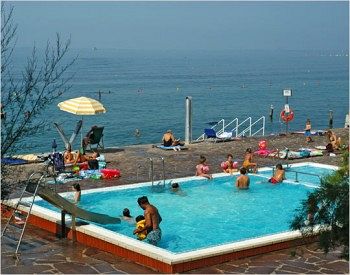 Hotel Riviera & Maximilians 4*