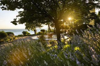 Hotel Riviera & Maximilians 4*