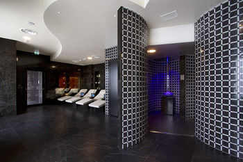 Hotel Riviera & Maximilians 4*