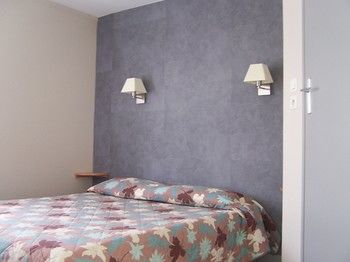 Fasthotel Avignon Nord 2*