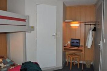 Fasthotel Avignon Nord 2*