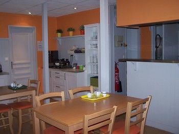 Fasthotel Avignon Nord 2*