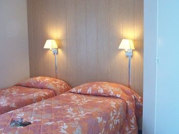 Fasthotel Avignon Nord 2*
