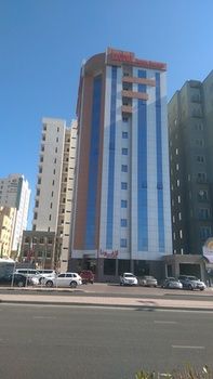 Laguna Hotel Suites 3*