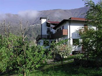 Hotel Ristorante Sassi Rossi 3*