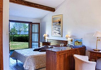 Villaggio Albergo Le Macerine 3*