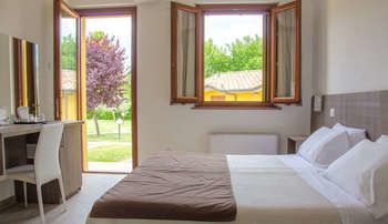 Villaggio Albergo Le Macerine 3*