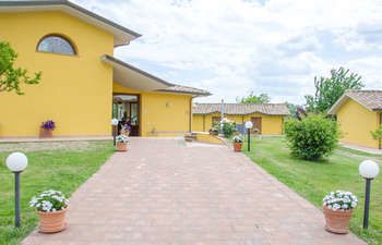 Villaggio Albergo Le Macerine 3*