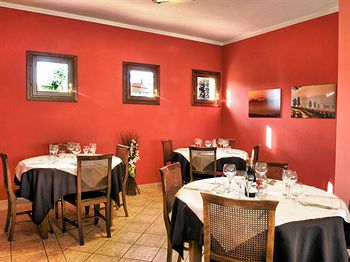 Villaggio Albergo Le Macerine 3*