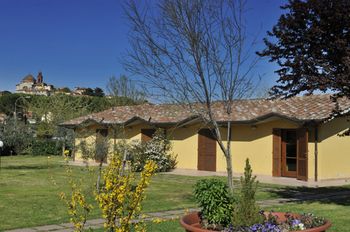 Villaggio Albergo Le Macerine 3*