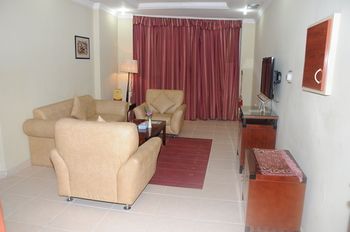 Continental Suite Farwaniya 3*