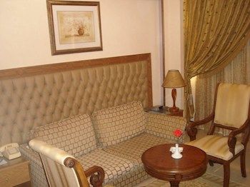Continental Suite Farwaniya 3*