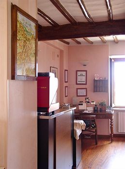 Primavera Mini Hotel 3*