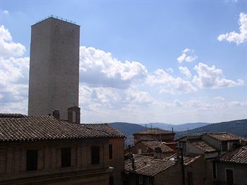 Primavera Mini Hotel 3*