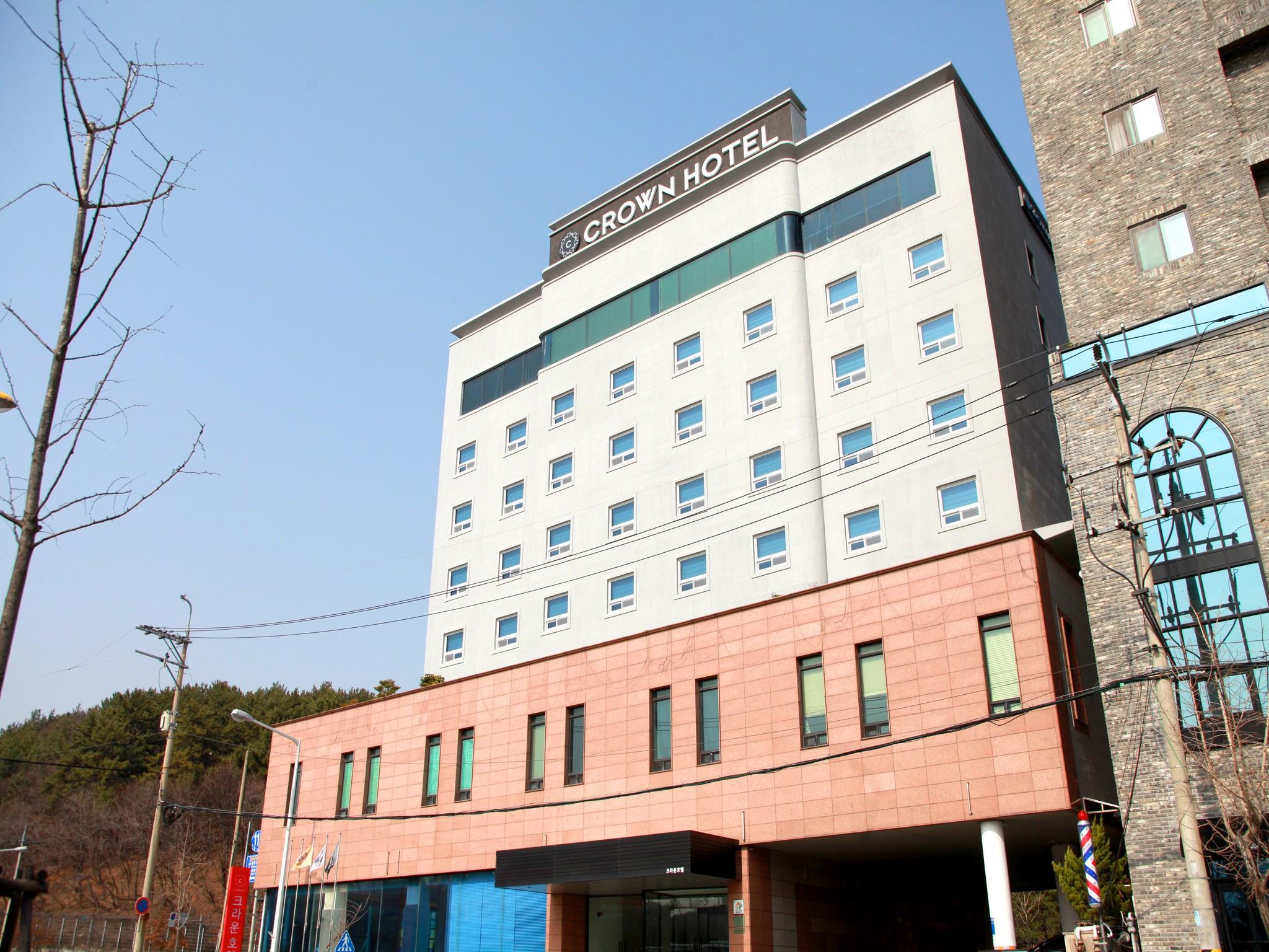 Crown Hotel Changwon 3*