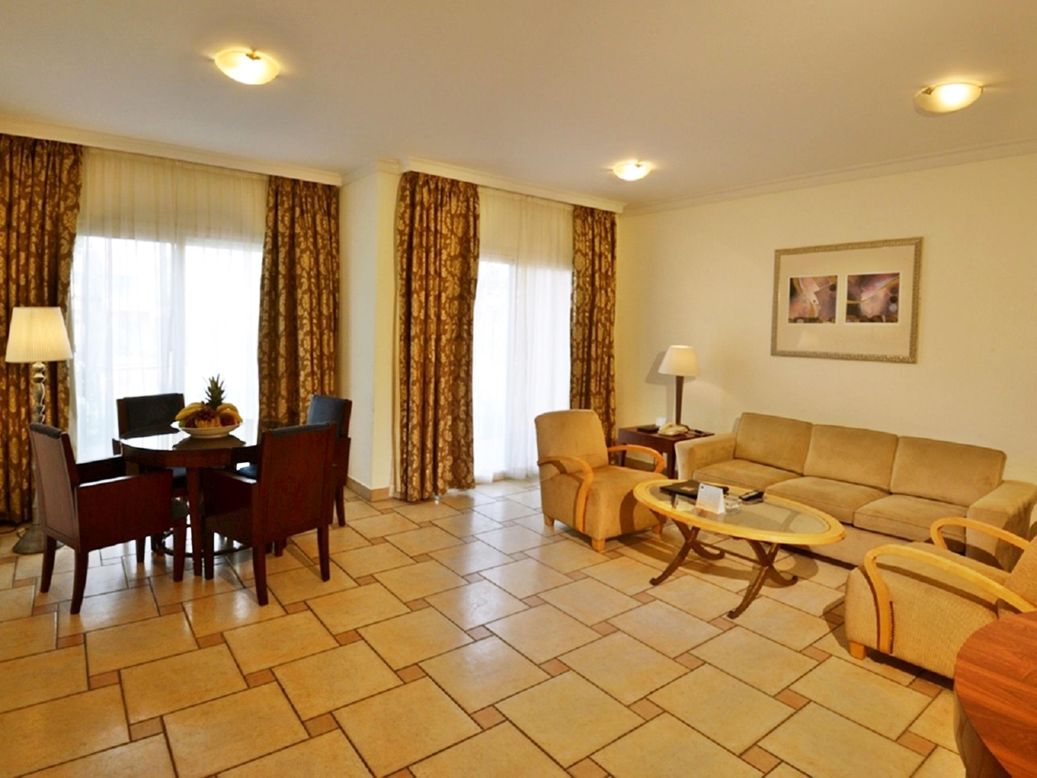 Seashell Julai'a Hotel & Resort 5*