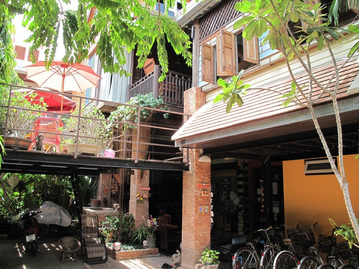 Tamarind Guesthouse 2*